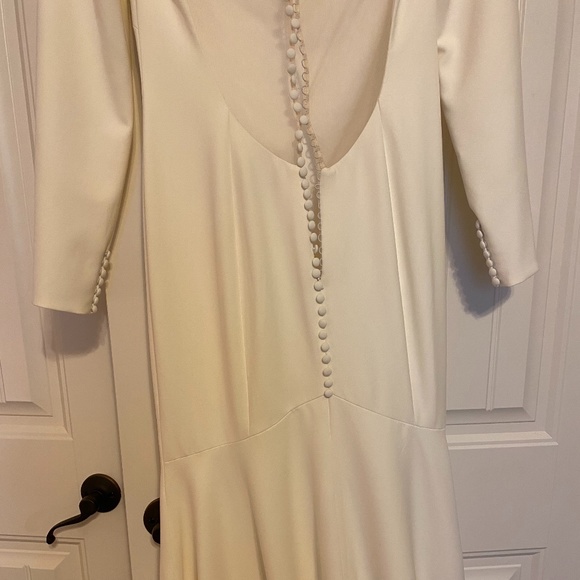 Theia Flora Wedding Dress (long sleeve, sheath) - Picture 4 of 11
